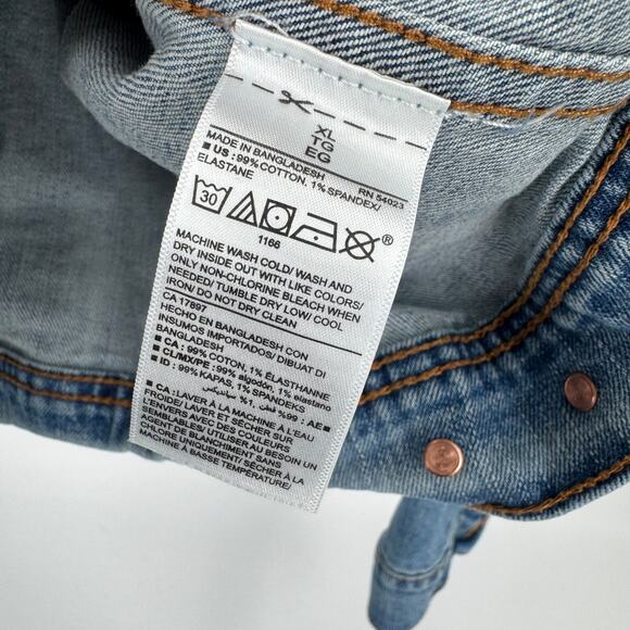 Old Navy Jean Jacket Womens XL Blue Denim Trucker Classic Button Up - Picture 5 of 5